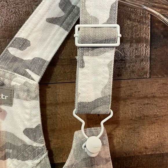 ✨Tractr Gray & White Camoflauge Overalls Dress - Picture 6 of 7